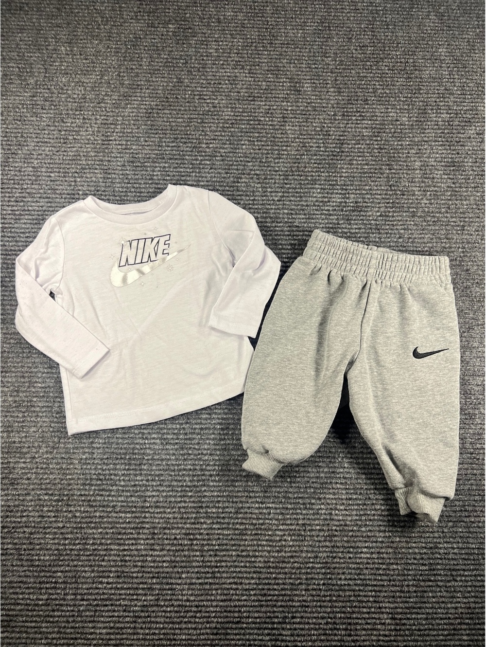 Nike Baby girl 12M Long Sleeve Shirt and Grey Sweatpants Set